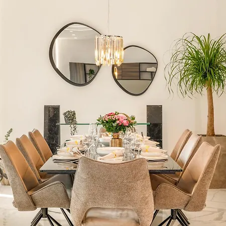 Royal Duomo By Aura Luxury Collection * 코모